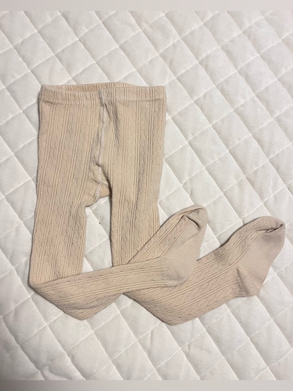 Little Stocking co. Cream textured girls tights size 3-4 years